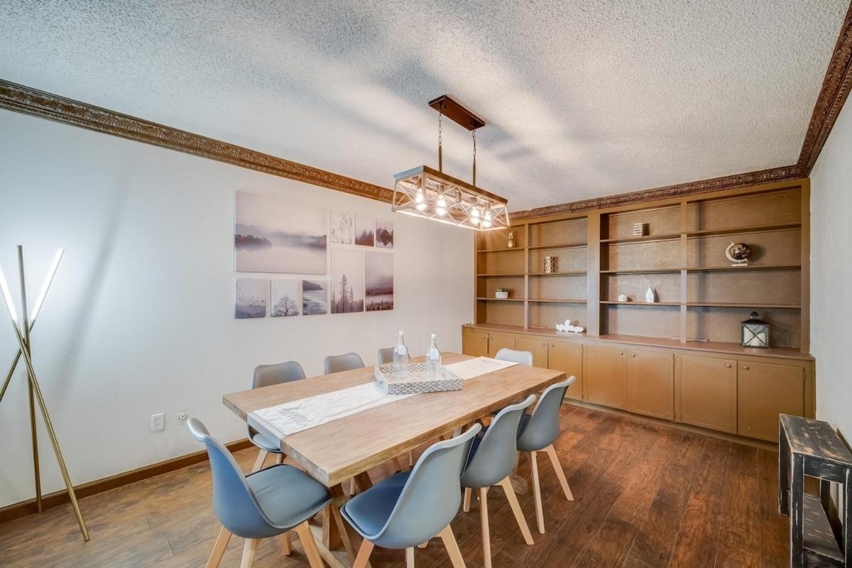 Stunning 5Br 2Ba Holiday Home With Private Pool And Cinema Dallas Buitenkant foto
