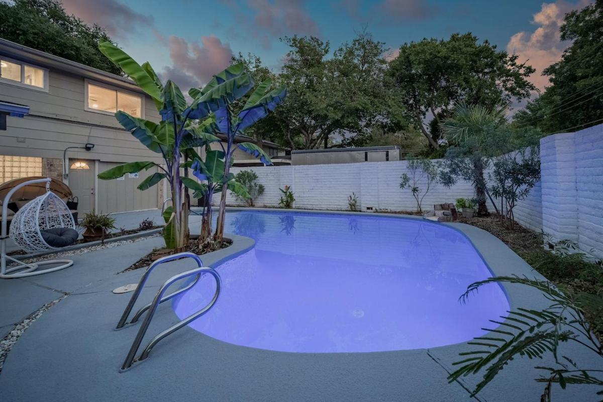 Stunning 5Br 2Ba Holiday Home With Private Pool And Cinema Dallas Buitenkant foto