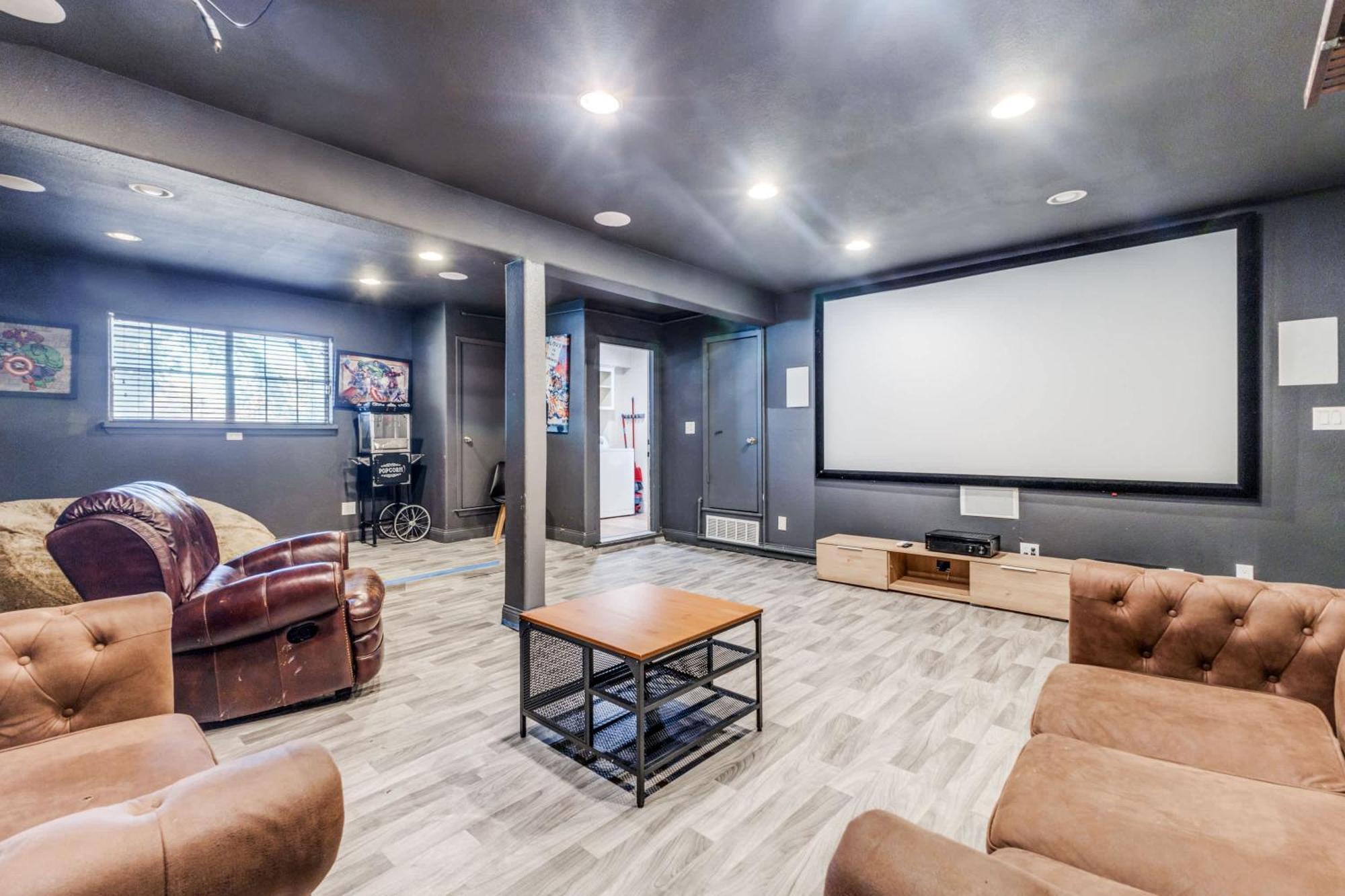 Stunning 5Br 2Ba Holiday Home With Private Pool And Cinema Dallas Buitenkant foto